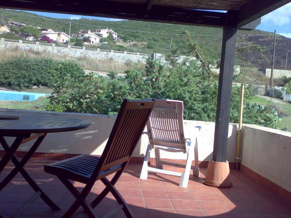 Nice Apartments In Waterfront Villa In Bosa Porto Alabe Tresnuraghes Extérieur photo