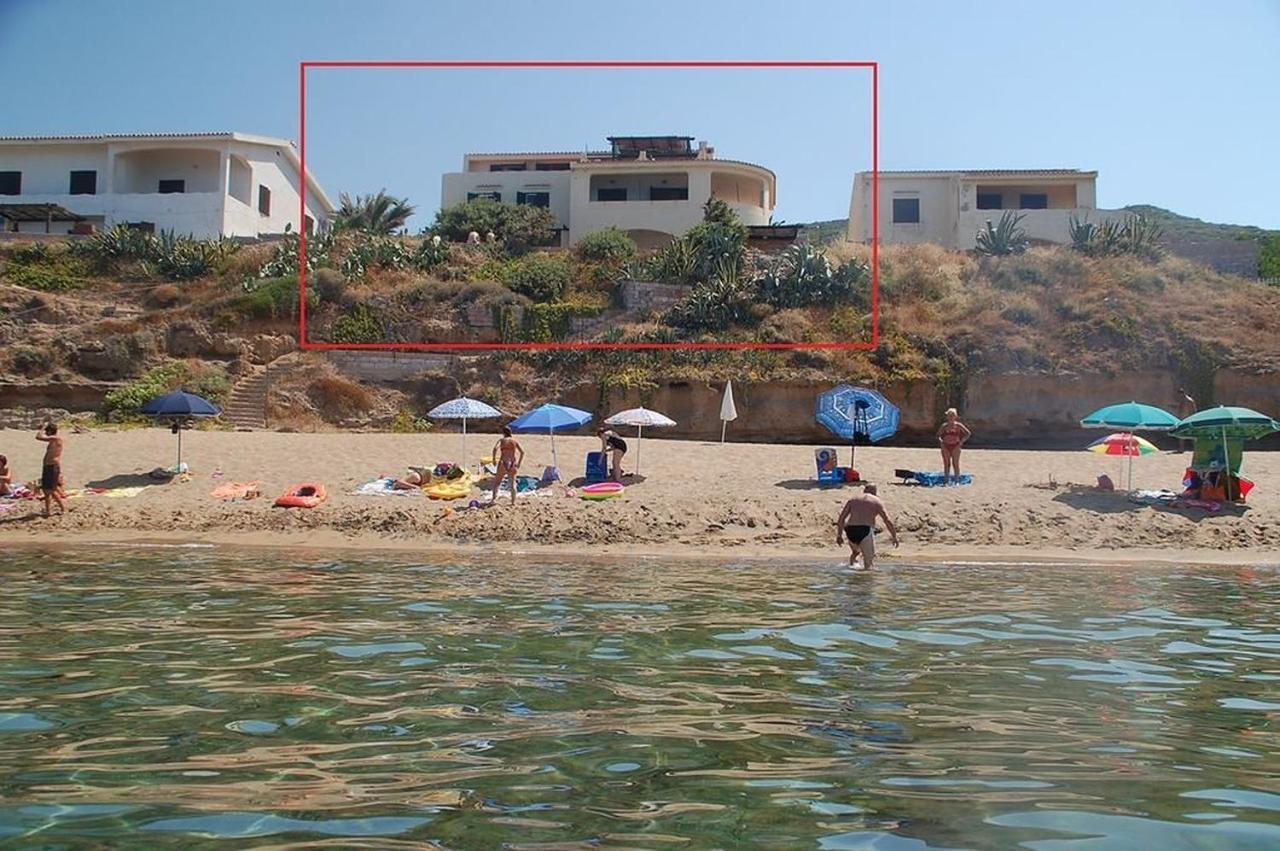 Nice Apartments In Waterfront Villa In Bosa Porto Alabe Tresnuraghes Extérieur photo